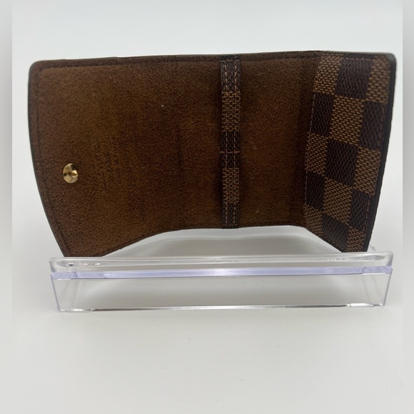 Louis Vuitton Damier Cufflink Case - Picture 3 of 13
